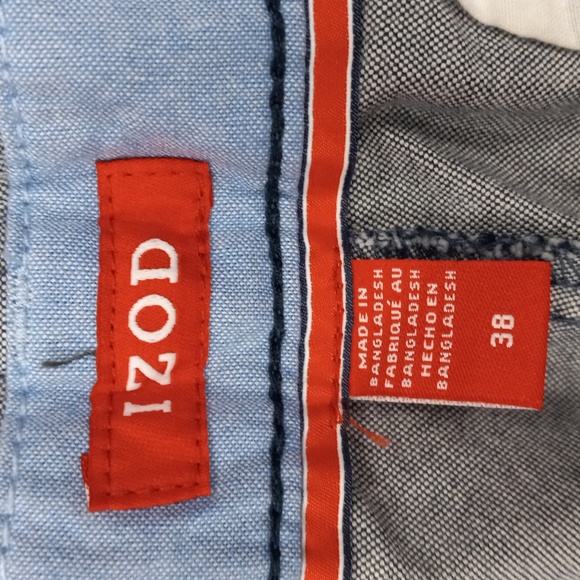IZOD  SHORTS - Picture 6 of 10
